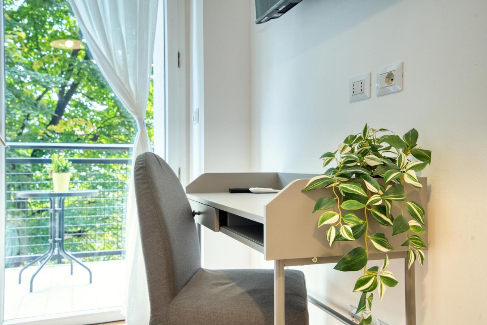 Italianflat - Elegant Suites With Balcony In Navigli มิลาน ภายนอก รูปภาพ